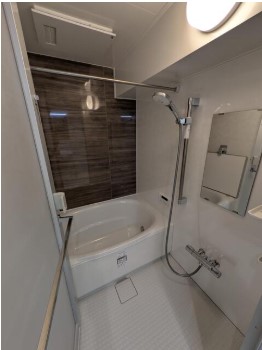 バス・シャワールーム　バス