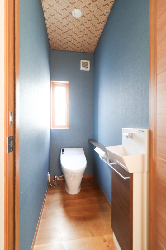 トイレ　図面と現状に相違がある場合には現状を優先