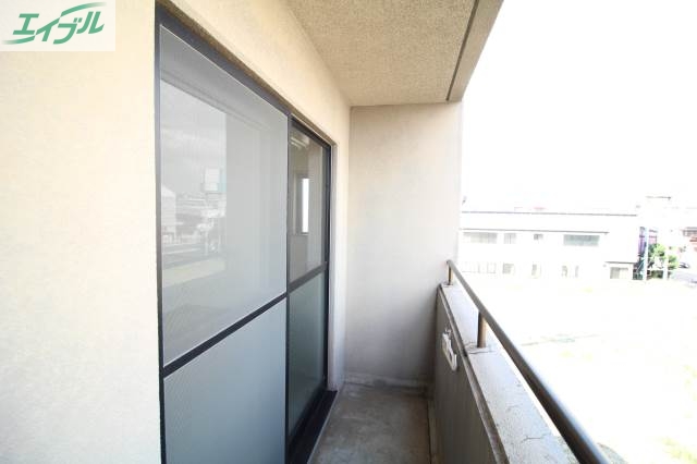 バルコニー　同タイプのお部屋の写真です。