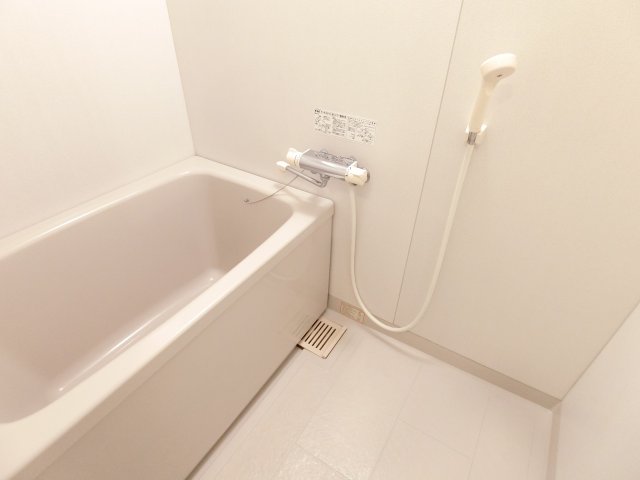 バス・シャワールーム　詳細は、RISUMO江坂本店→06-6155-7137まで♪