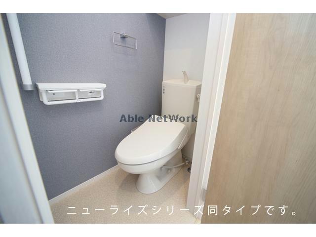 トイレ　同型モデル