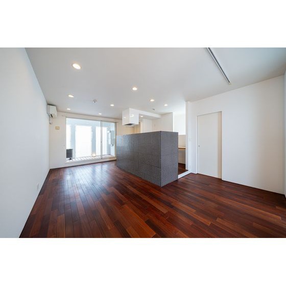 居室・リビング　※現況優先