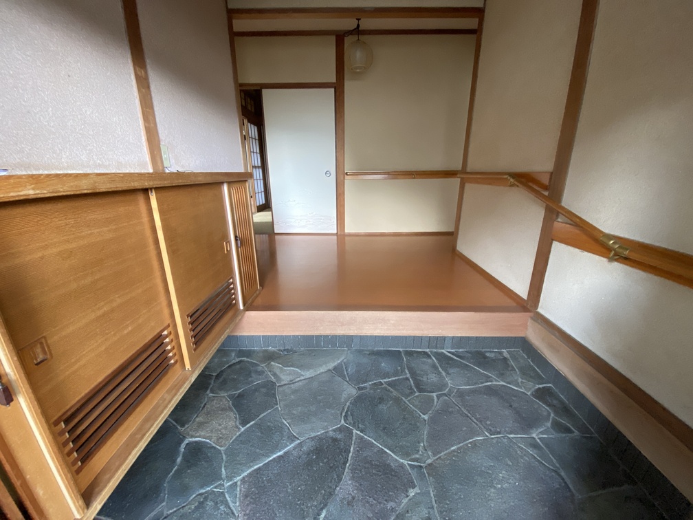 玄関　玄関