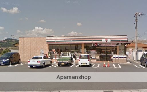 コンビニ　セブンイレブン（コンビニ）まで366m