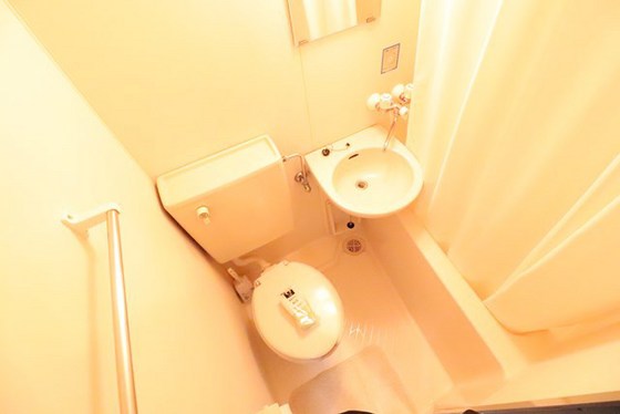 バス・シャワールーム　※他部屋の写真です。