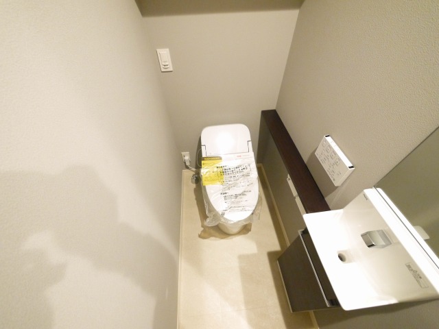 トイレ　清潔感のあるトイレです