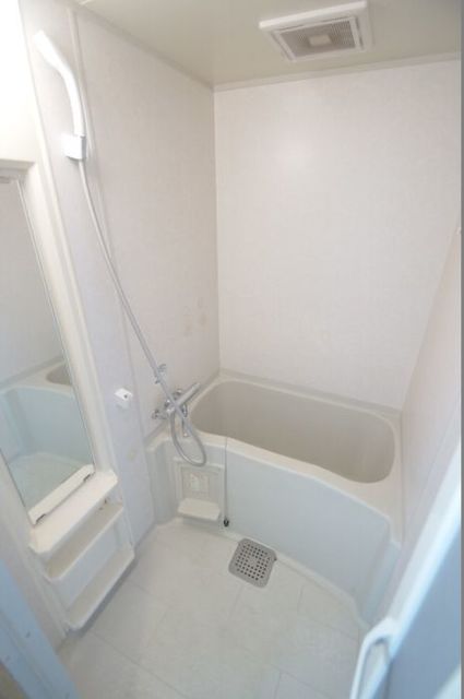 バス・シャワールーム　【浴室】浴室