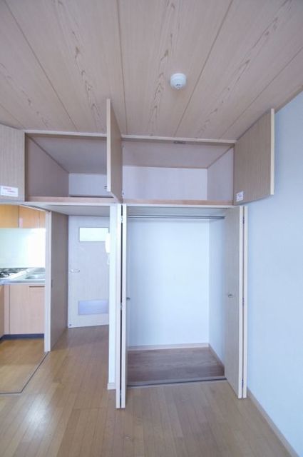 収納　【収納】クロゼット（上部収納有）