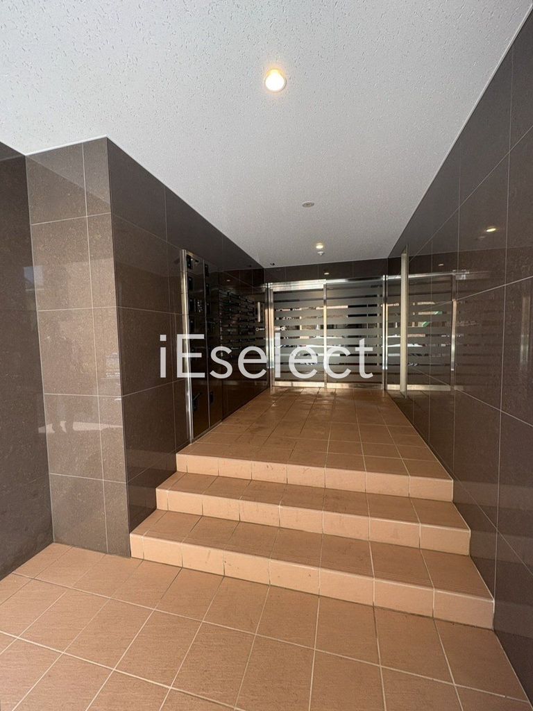 エントランス　お部屋へはこちらから