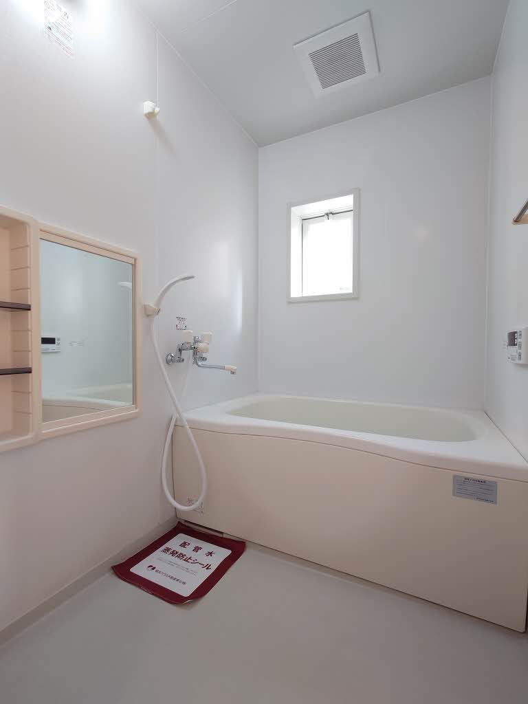 バス・シャワールーム　バスルーム