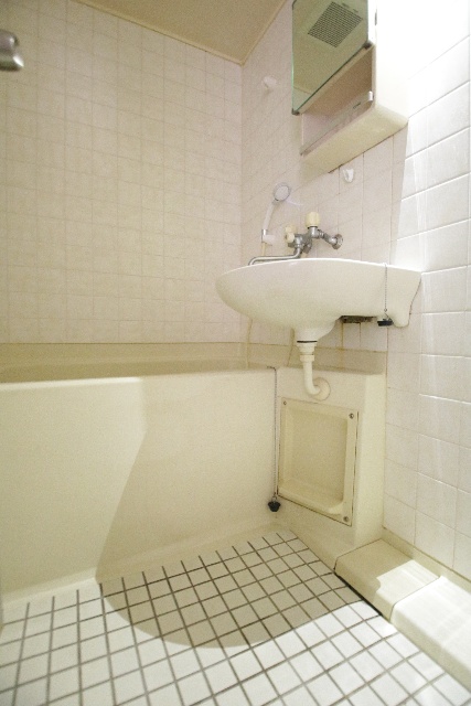 バス・シャワールーム