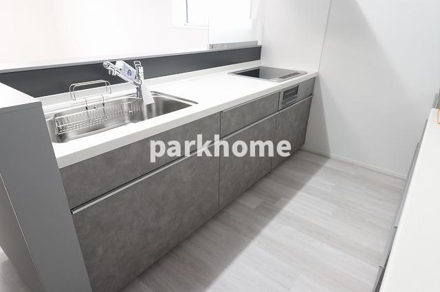 キッチン　キッチンでお料理をお楽しみください