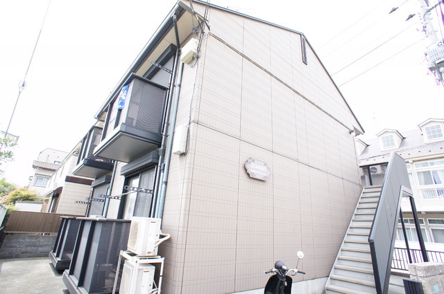 建物外観　積水ハウスのシャーメゾン