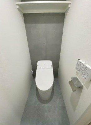 トイレ　トイレ
