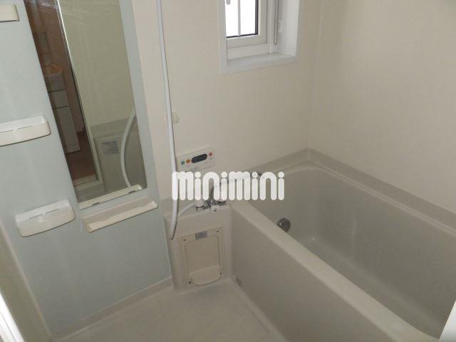 バス・シャワールーム　追炊き機能付きの浴室です