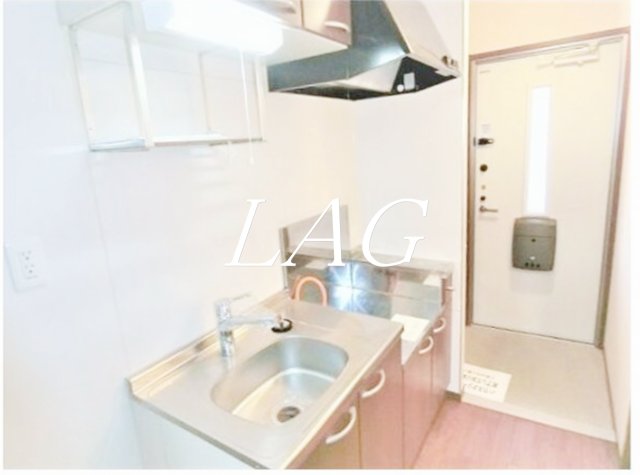 キッチン　キッチンです。