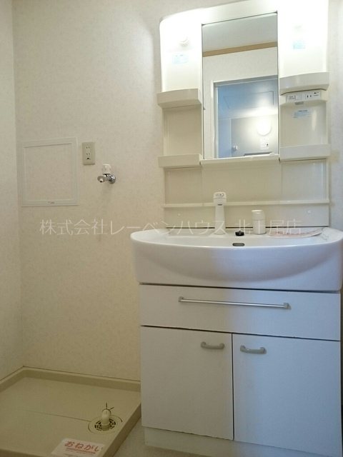 洗面設備　お問合せは048-772-8202