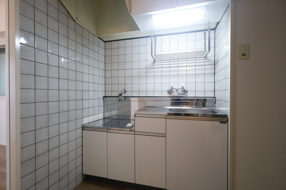 キッチン　※別部屋の写真です