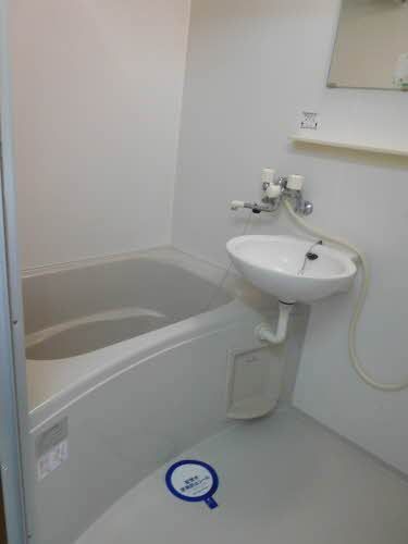 バス・シャワールーム　バスルーム