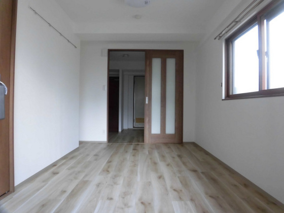 居室・リビング　※別部屋の写真です