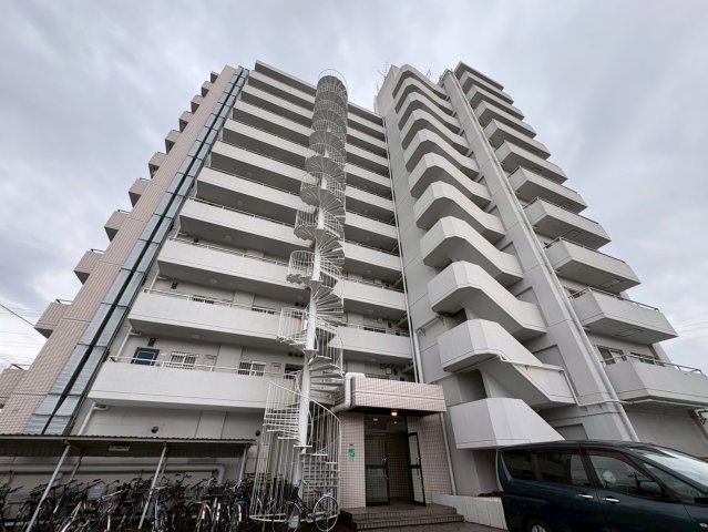 建物外観　サンメゾン八熊