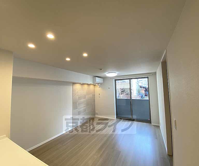 バス・シャワールーム　同メーカーの類似写真