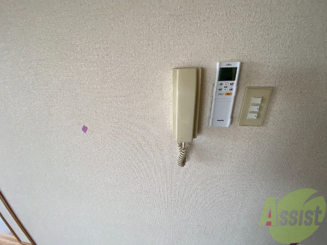 その他設備　音声付きインターホンです。防犯面も安全ですね。