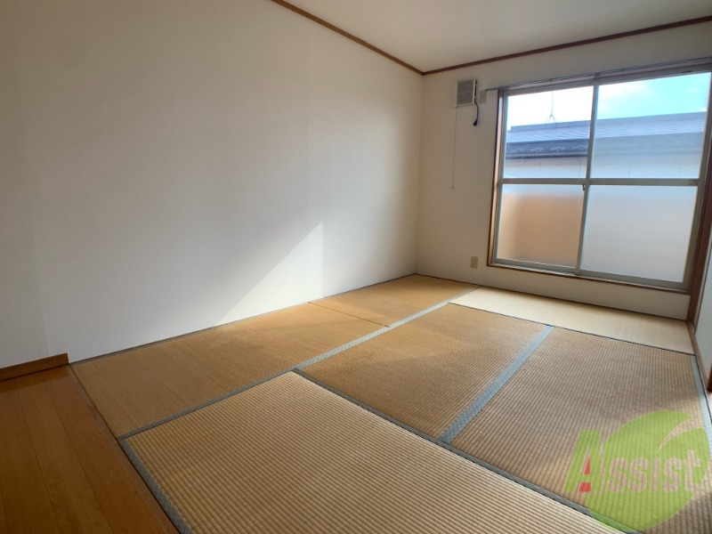 その他部屋・スペース　寝室になります。ゆっくりお休みできそうなお部屋ですね！