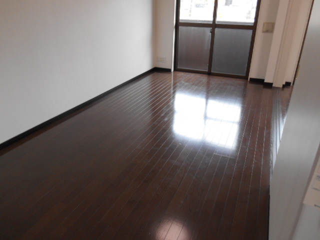 居室・リビング　別部屋参考写真