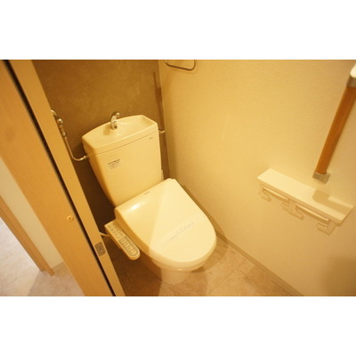 トイレ　ウォシュレット設置済みです！