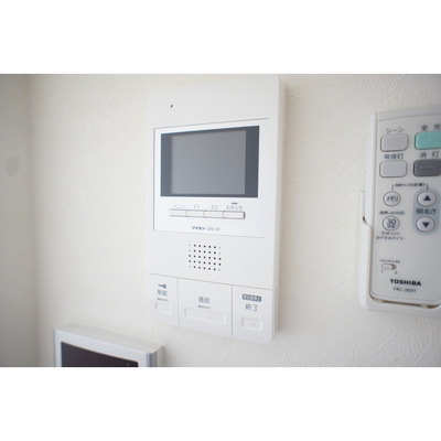 セキュリティ　防犯面に配慮したＴＶモニターホン付きです！