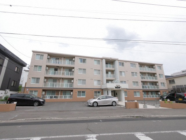 建物外観　☆物件名【グランメール本通１６】とお伝えください！