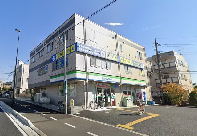 コンビニ　ファミリーマート太田窪二丁目店（コンビニ）まで508m
