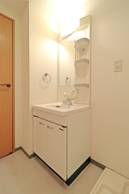 洗面設備　図面と現状に相違がある場合には現状を優先