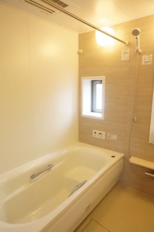 バス・シャワールーム　図面と現状に相違がある場合には現状を優先