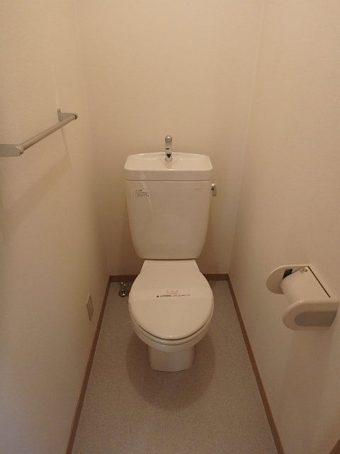 トイレ　清潔感のあるトイレです。