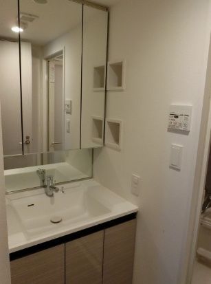 洗面設備　☆嬉しい独立洗面台☆