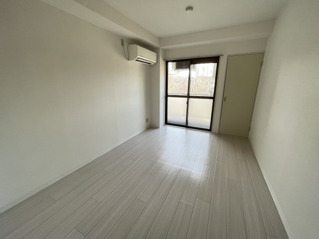 居室・リビング　使いやすい居間です