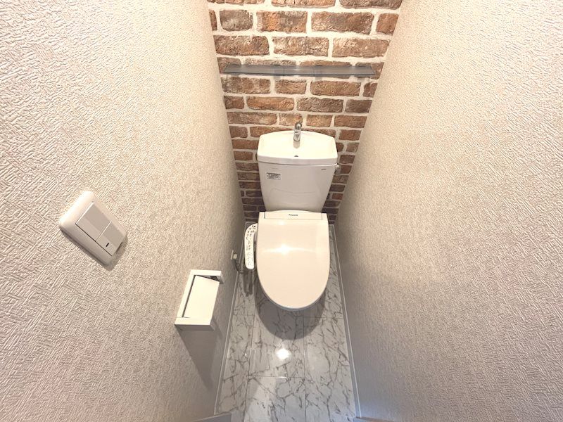 トイレ　別部屋参考