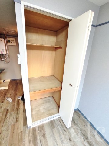 収納　別部屋写真、クローゼット