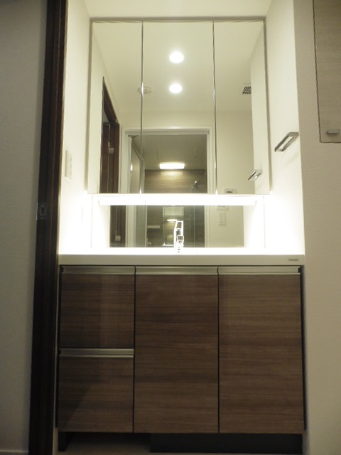 洗面設備　参考写真