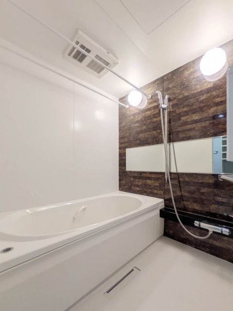 バス・シャワールーム