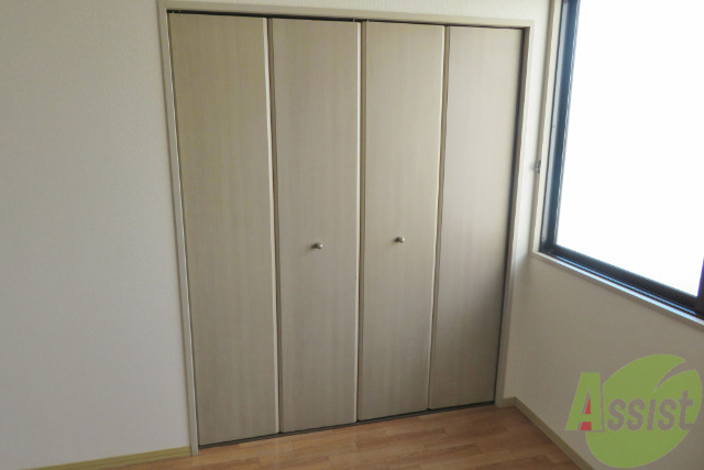 収納　収納はクローゼットです。荷物等の収納はこちらをご利用下さい。