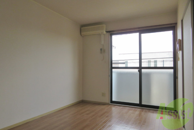 居室・リビング　リビングは７．５帖のＤＫです。ゆったりできそうですね。