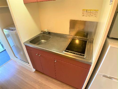 キッチン　設備・仕様は号室により異なる為、現況を優先致します。