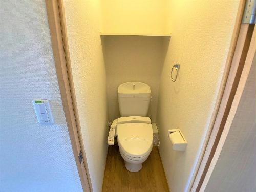 トイレ　設備・仕様は号室により異なる為、現況を優先致します。