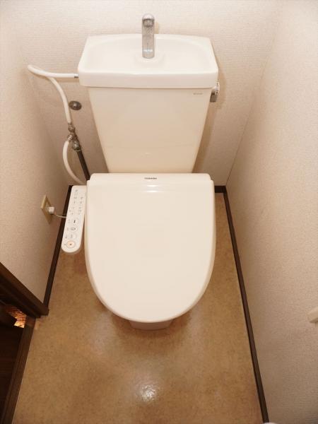 トイレ　トイレ