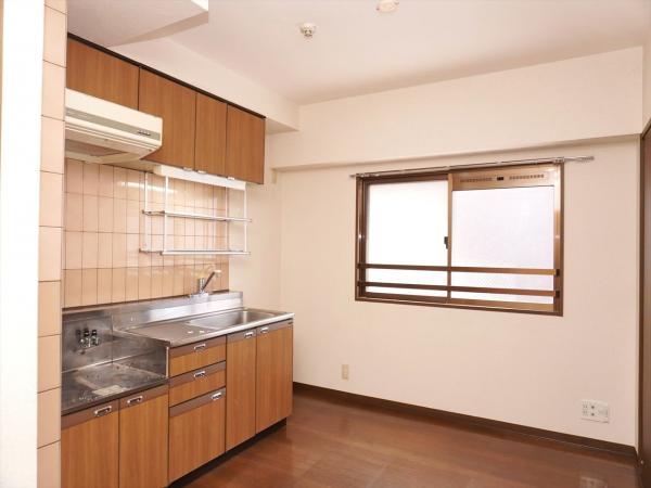 居室・リビング　内装