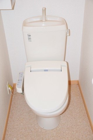 トイレ　ゆったりとした空間のトイレです
