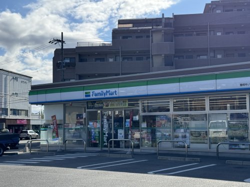 コンビニ　ファミリーマート豊明中ノ坪店（コンビニ）まで391m